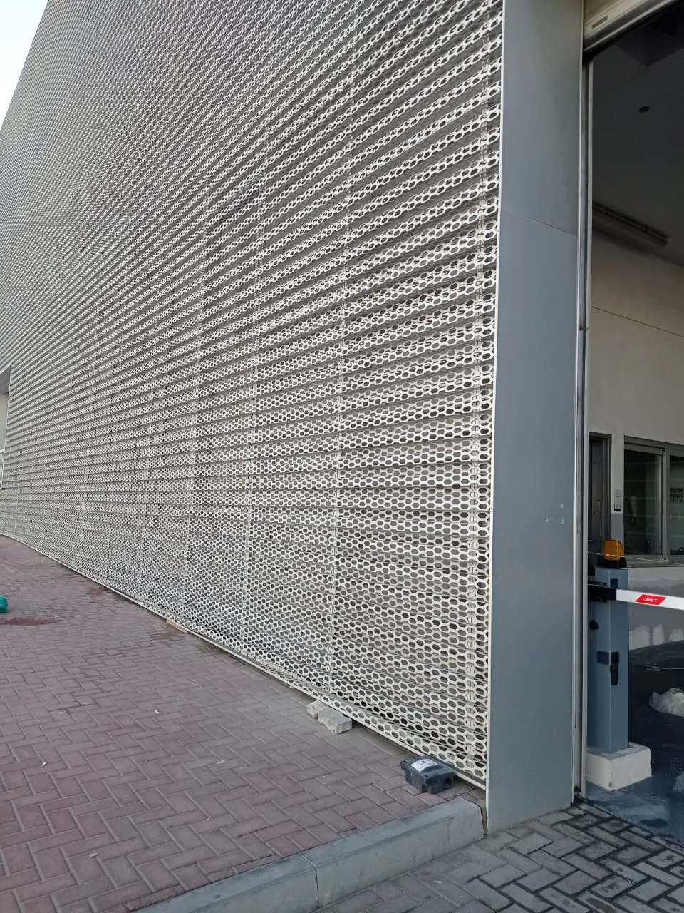 Audi showroom façade panel rectification after